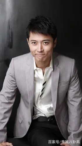 不过从目前的情况来看,卓伟手中恐怕还是有猛料没放出来的,网友们还是