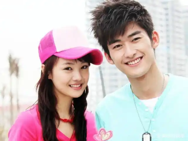 "焦俊艳方辟谣与张翰恋情",别闹了,两人恋情一看就是假的