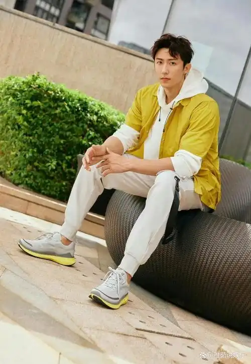 黄景瑜有多男人呢?