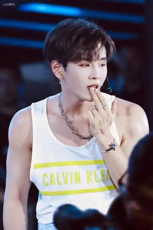 十项全能李汶翰每一个都是他的秘密武器