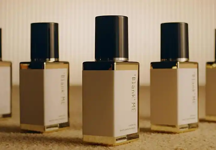 为什么国货美妆品牌很少主打粉底液?