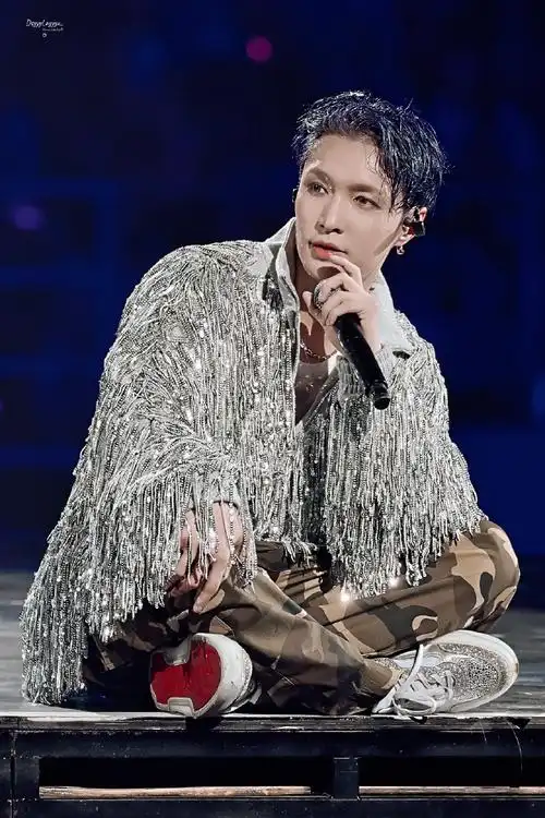 张艺兴[超话]##张艺兴大航海演唱会五周年