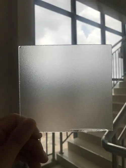 广西ag磨砂玻璃太阳能磨砂玻璃ag玻璃厂家面板玻璃磨砂工艺