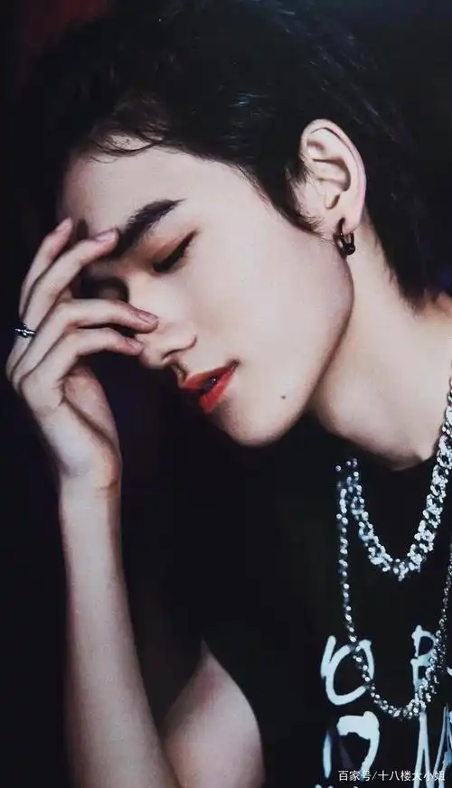 【时代少年团-宋亚轩】没有人能拒绝港风背头的芽芽