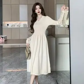 2023年秋冬装新款配大衣长款过膝长裙内搭打底针织毛衣连衣裙子女