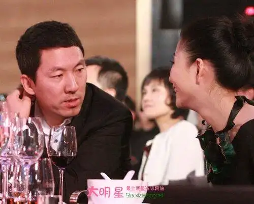 殷桃前夫沈俊成个人资料照片