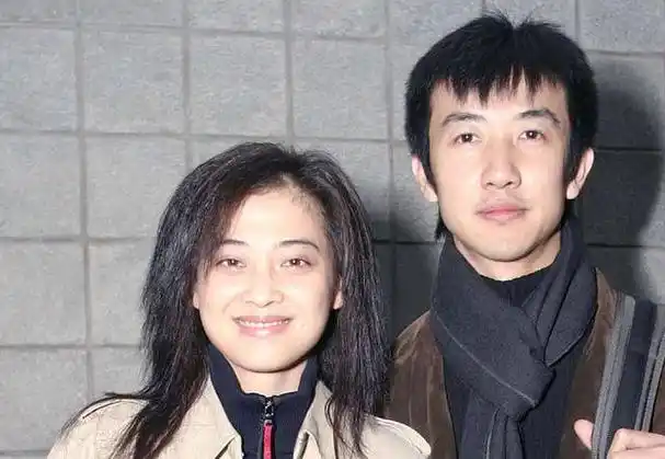 钟汉良曾经提起,李小冉就像童话里的白雪公主一样