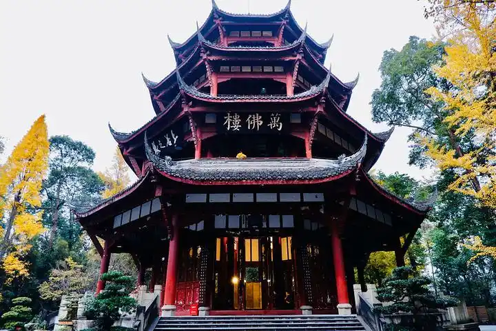 成都市区必去的景点(成都市区必去的景点和距离)