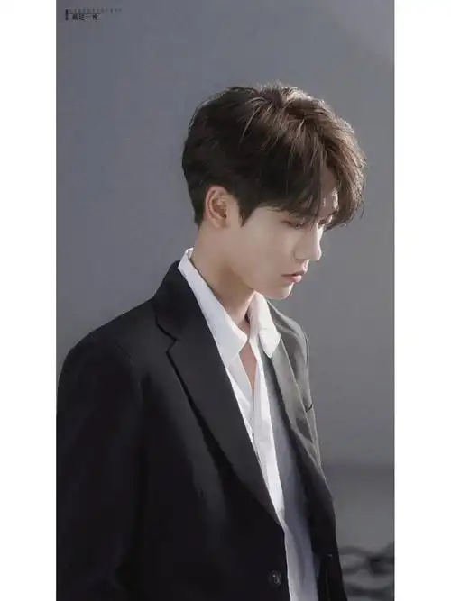 林彦俊侧颜壁纸1065