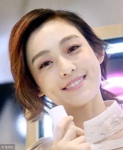 中国台湾女歌手演员范玮琪