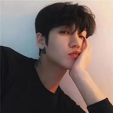 帅气低调又大气男生头像