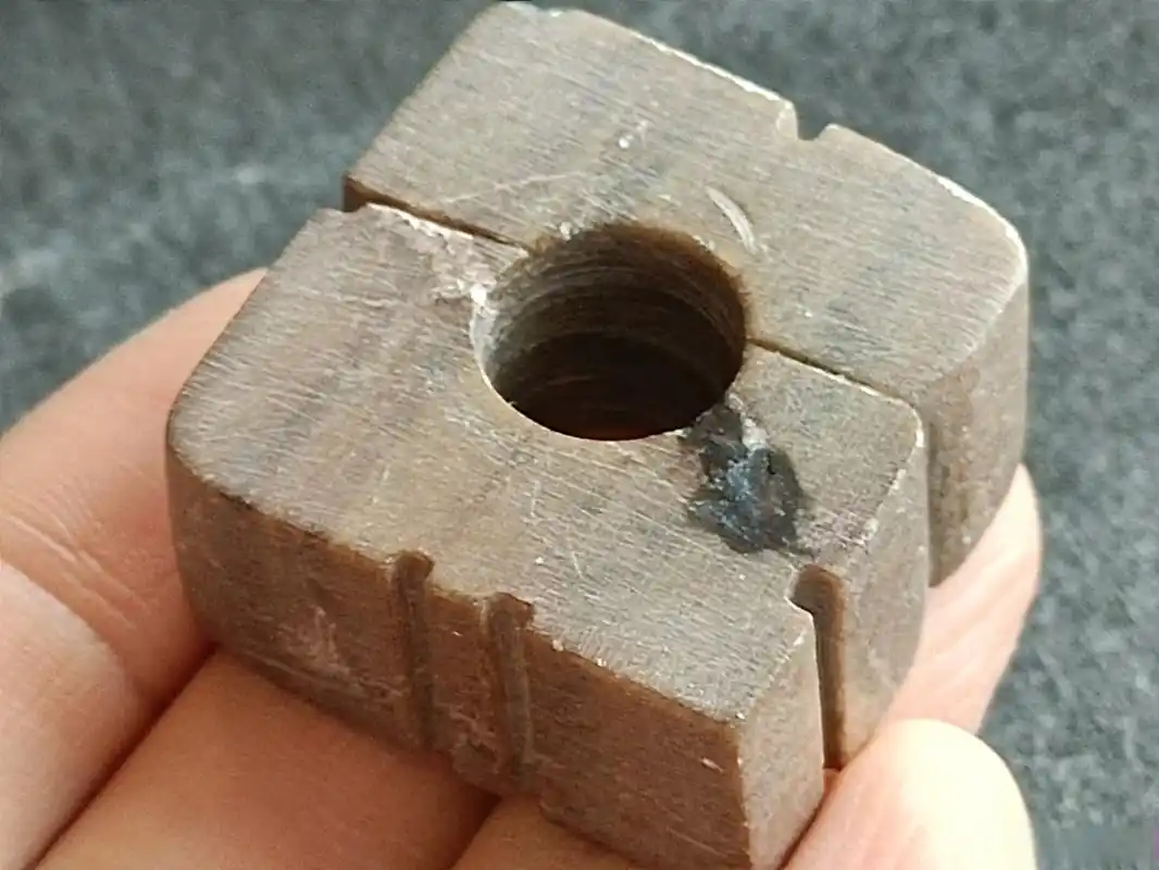 古玉居珍藏# 战国玉琮,以为裂了,细看完好,算捡了大漏