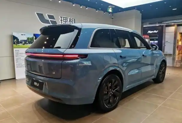 理想汽车是中国新能源汽车制造商,设计,研发,制造和销售豪华智能电动