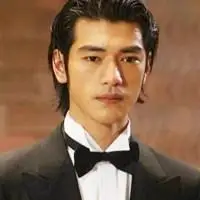 金城武颜值巅峰图片笑_微信头像图片大全