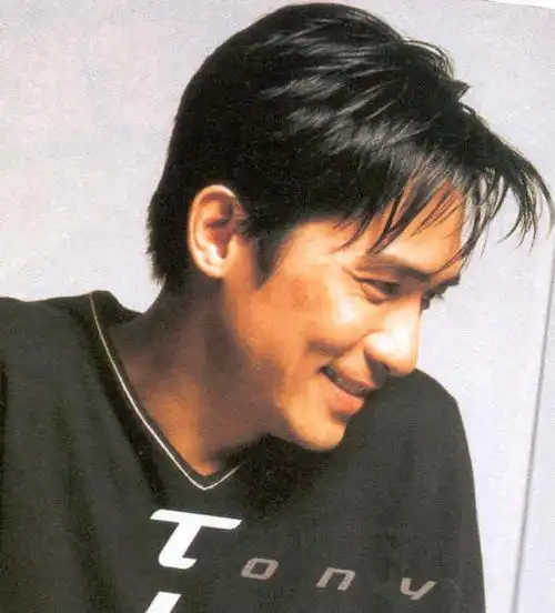 梁朝伟写真-650x717.48k.大图-明星写真馆n63.com