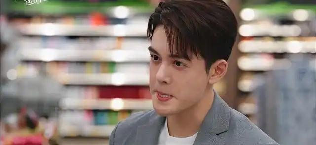 曾舜晞获封"鬼脸最q"代言人,皱眉嘟嘴斗鸡眼照样帅,男神不好当