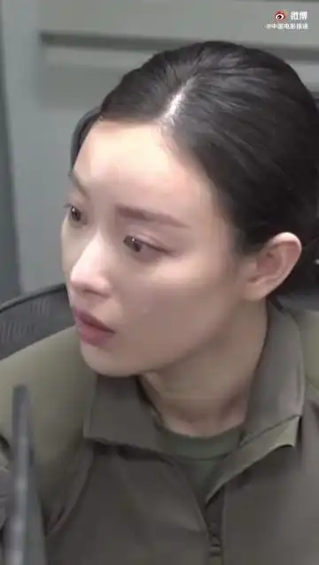 电影资讯拆弹专家2释出倪妮一秒落泪视频