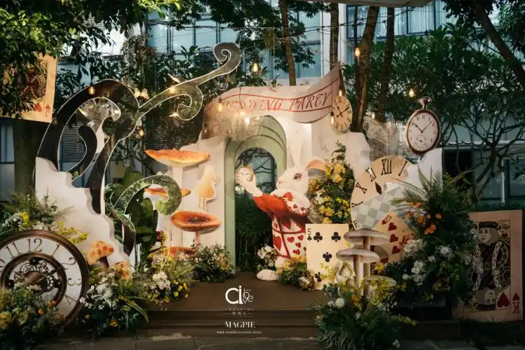 南宁婚礼爱丽丝梦游仙境邂逅专属爱情