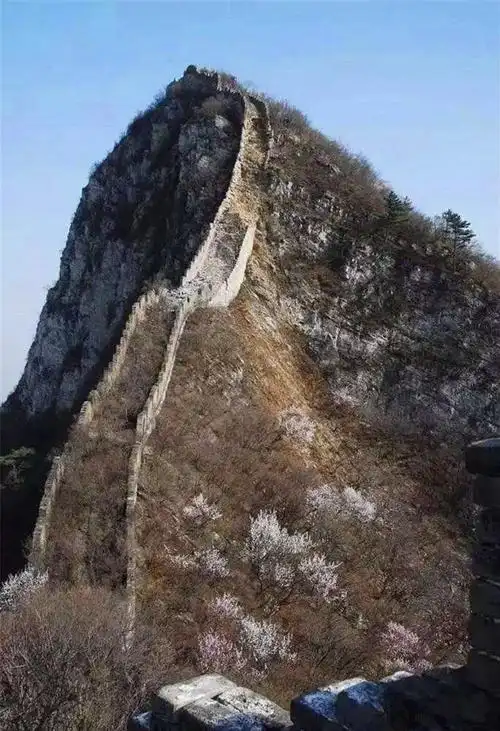 中国水墨诗派创始人大道诗魂的箭扣长城