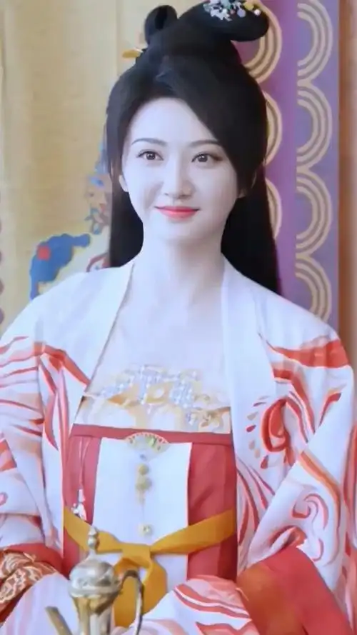 愿你遇良人,眸光捻月色,锦绣路拥行,古装女神景甜颜值你爱了吗