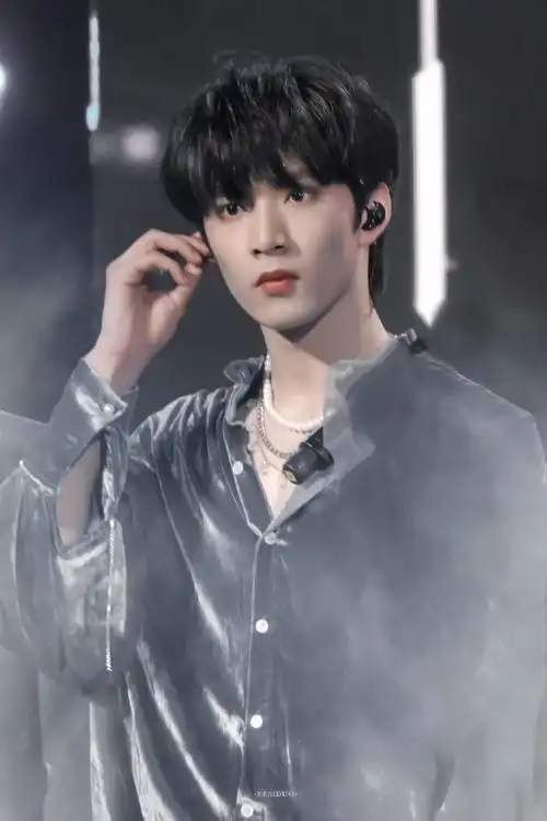 刘耀文 全能忙内##刘耀文2021所向皆闪耀