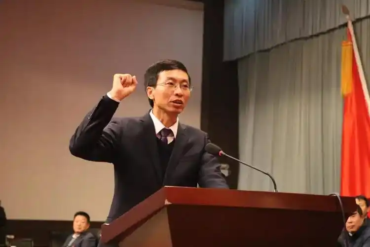 文水县第十六届人民代表大会第五次会议胜利闭幕,王峰