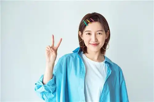 苏青交通灯发夹超吸晴 俏皮解锁比耶六连拍