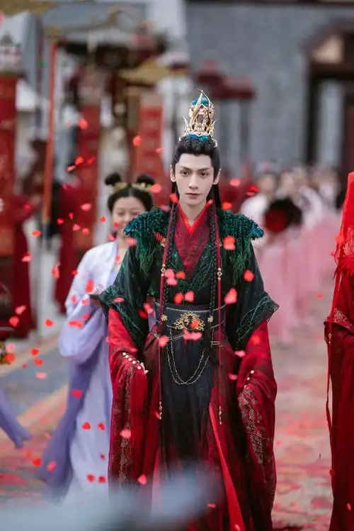 罗云熙长月烬明##罗云熙澹台烬##澹台烬发疯了##馍熙烬化日记