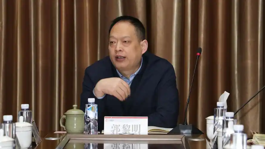 董事长郭黎明在总结讲话时表示,读书分享会已经开了四期,后备干部良好