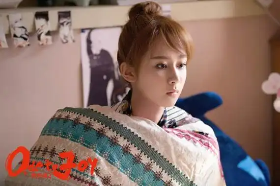 欢乐颂2邱莹莹主题曲 《蚯蚓》唱出平凡女孩的梦