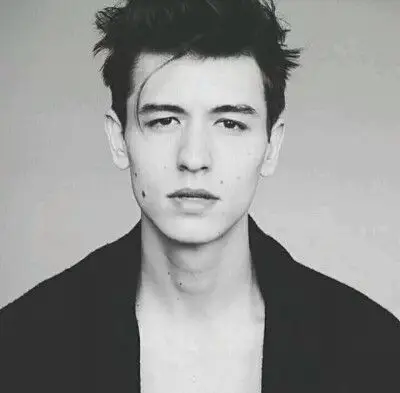 头像欧美男生黑白