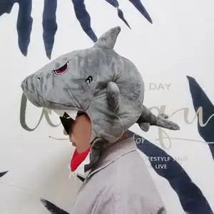 抖音网红可爱沙雕鲨鱼头套海洋动物卡通演出拍照道具头饰ins少女