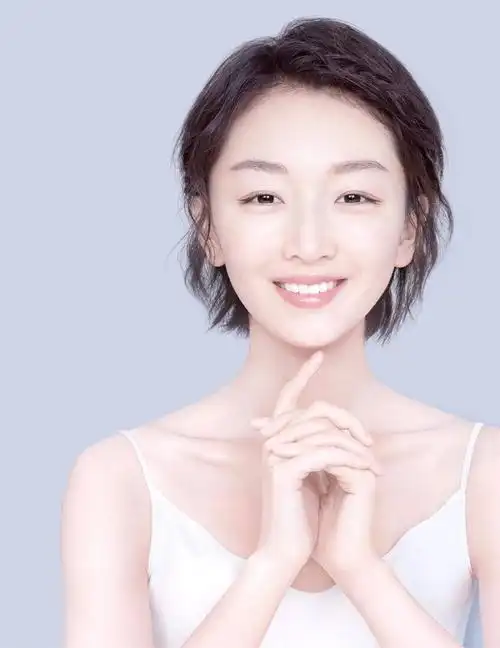 奶鲜肉强扮嫩影后变隐后周冬雨被指责不爱惜羽毛