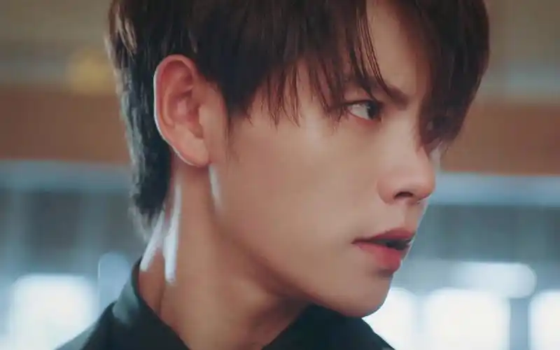 肖宇梁|张起灵|king 帅就完事儿了