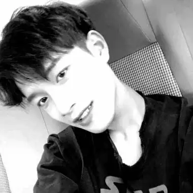 清新男生头像阳光少年帅气男生图片大全