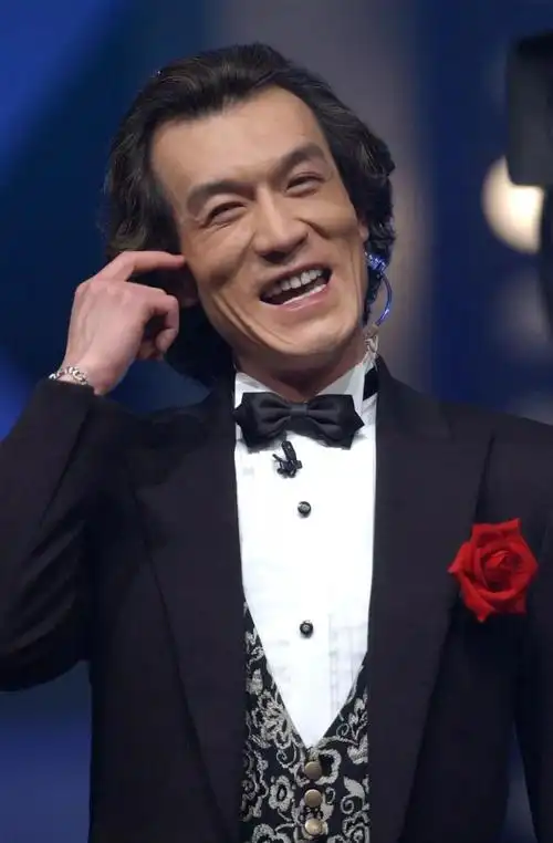 李咏患癌一年多就去世了,而肺癌晚期的同事,却从08年活到了今天