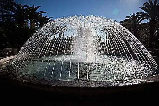 喷水池图片大全_喷水池高清图片下载_图片网