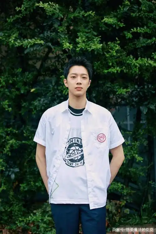 《别想打扰我学习》:赖冠霖演超帅校霸,搭档李兰迪一起重返青春