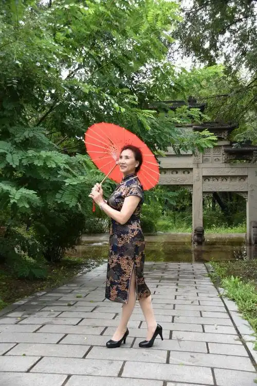 传说的美篇～我的旗袍秀做一个优雅的女人