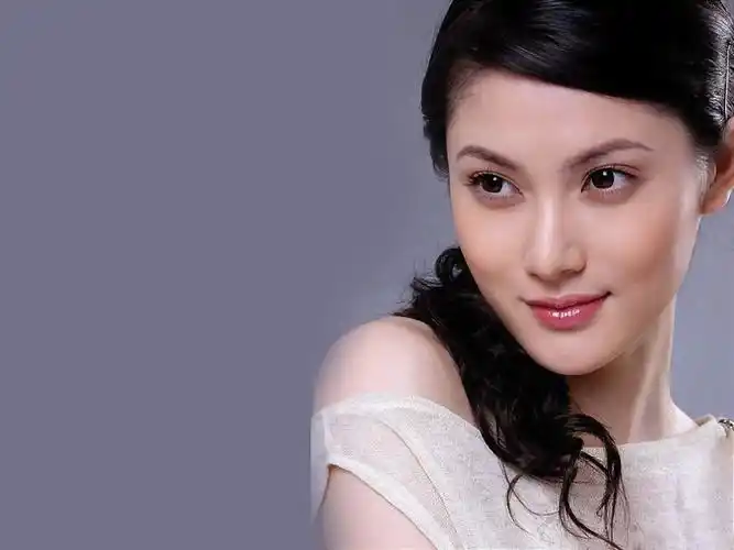 中国著名演员严维莎