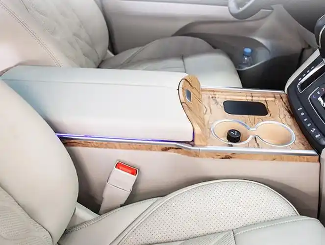 别克gl8改装车载冰箱中央扶手箱