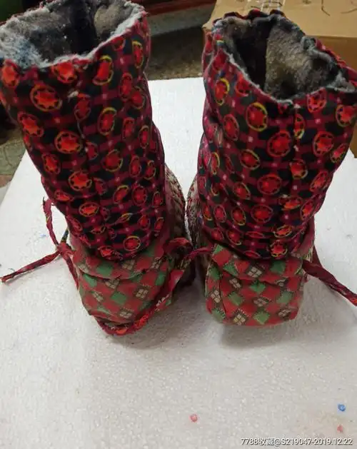 滚动鼠标滚轴,图片即可轻松放大,缩小