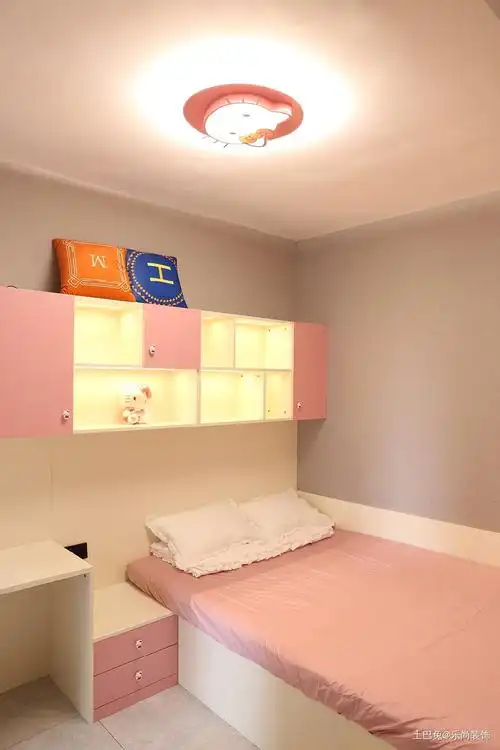 的爱卧室卧室现代简约91m05三居设计图片赏析--土巴兔装修效果图