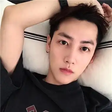 成熟冷酷的头像真人 真人头像图片大全 -【爱个性】