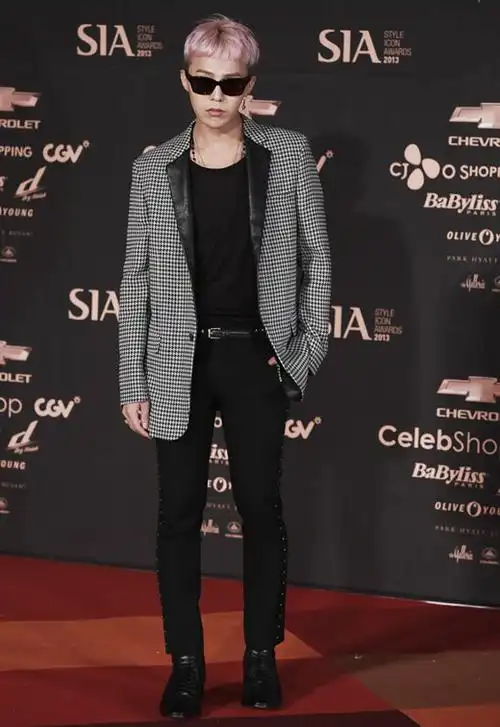 bigbang权志龙穿saint laurent服装出席2013sia颁奖典礼 同款图片