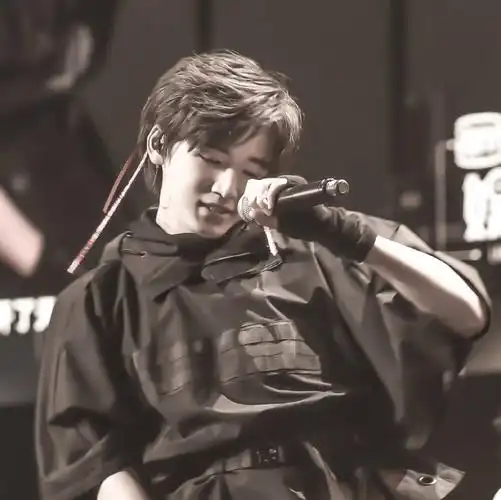 自截自调宋亚轩头像二传标明dt杨祺禁二改 - 堆糖,美图壁纸兴趣社区