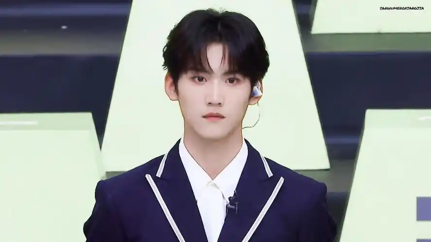 创造营2021周柯宇别担心别害怕来日方长