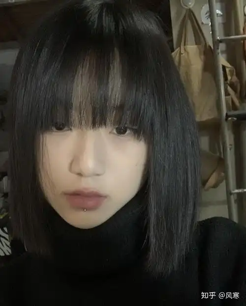 不染不烫的短发发型有哪些