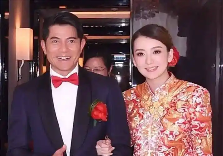 方媛晒郭富城送的七夕礼物,力破两人感情不合消息._天王_头发_网友