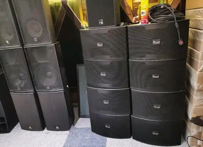 ktv对外出售音响设备一批